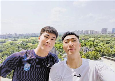 在教室伦流澡到高潮h女视频